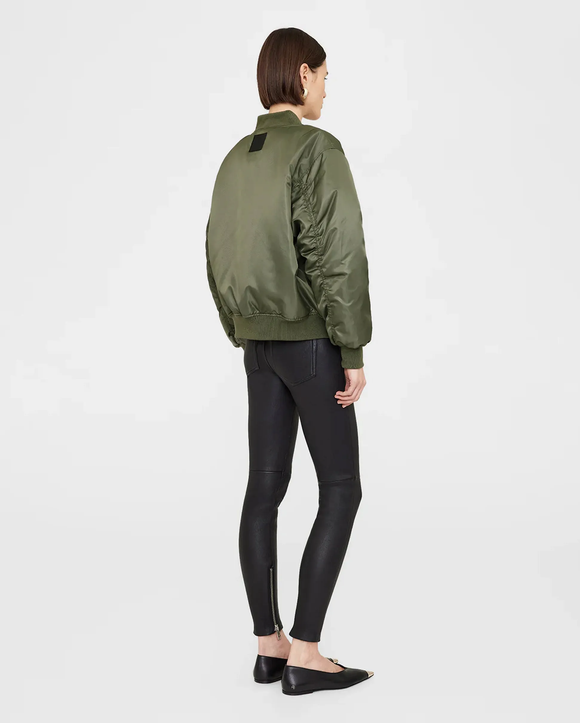 LEON BOMBER / ARMY GREEN