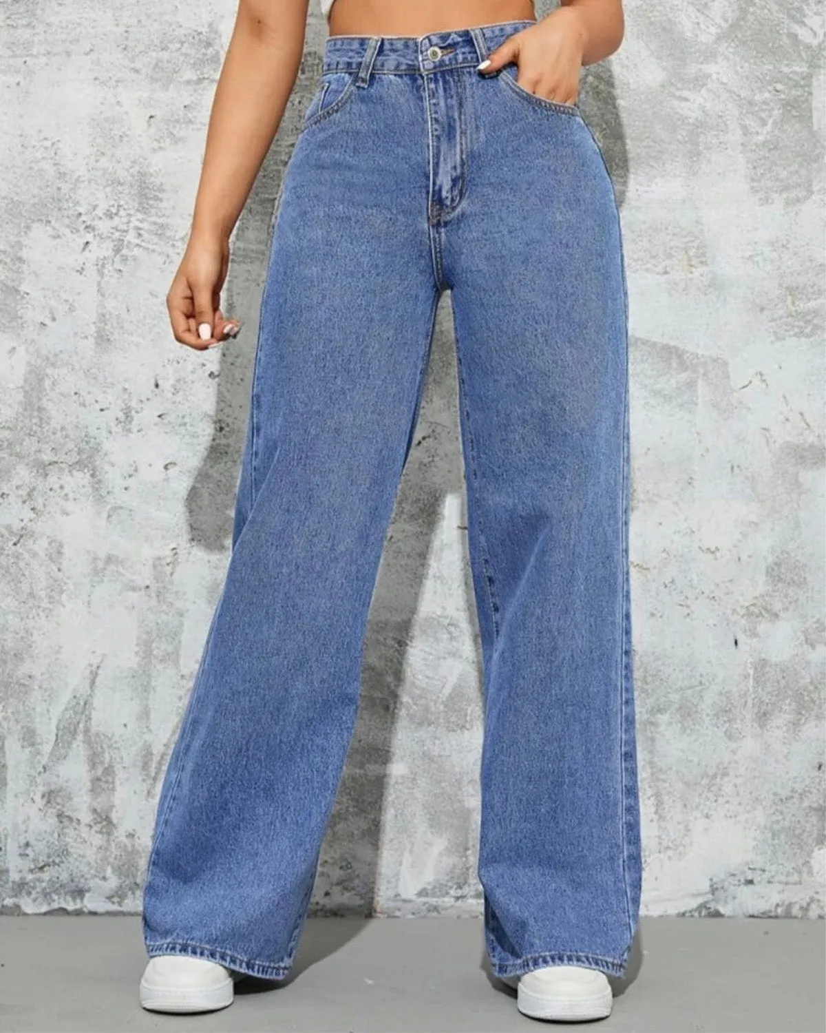 WASHED RELAXED FIT JEANS